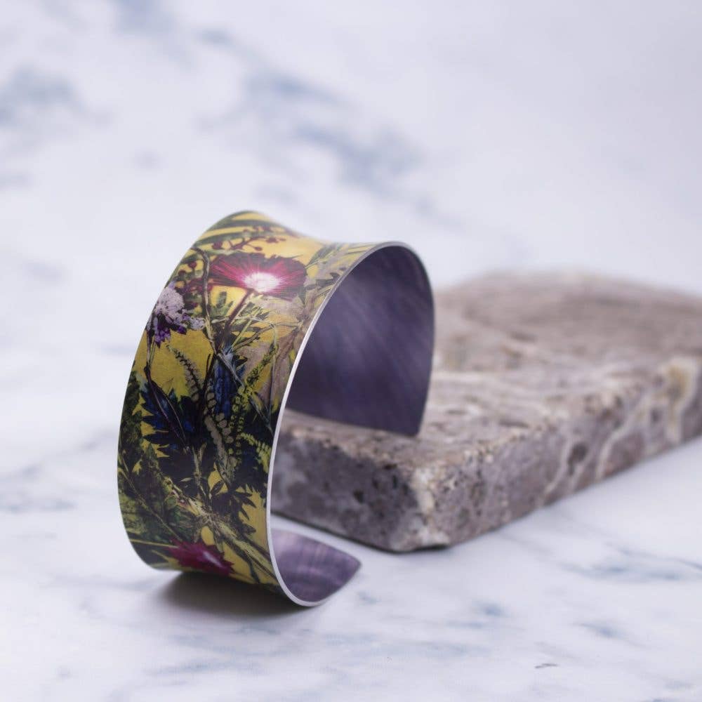 Gillian Arnold – Großhandel Manschettenarmband – Exotic Armreif aus Aluminium mit sommerlichen Tropen2