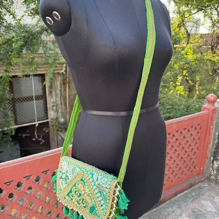 GYPSY STUDIO - Wholesale Shoulder Bag - Women's - Mirror & Sequin Work, Bohemian Chic Woman's Banjara Bag2