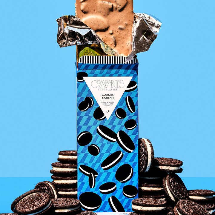 Compartes Chocolate - Wholesale Chocolate Bar - Cookies and Cream Oreo Cookie Chocolate Bar