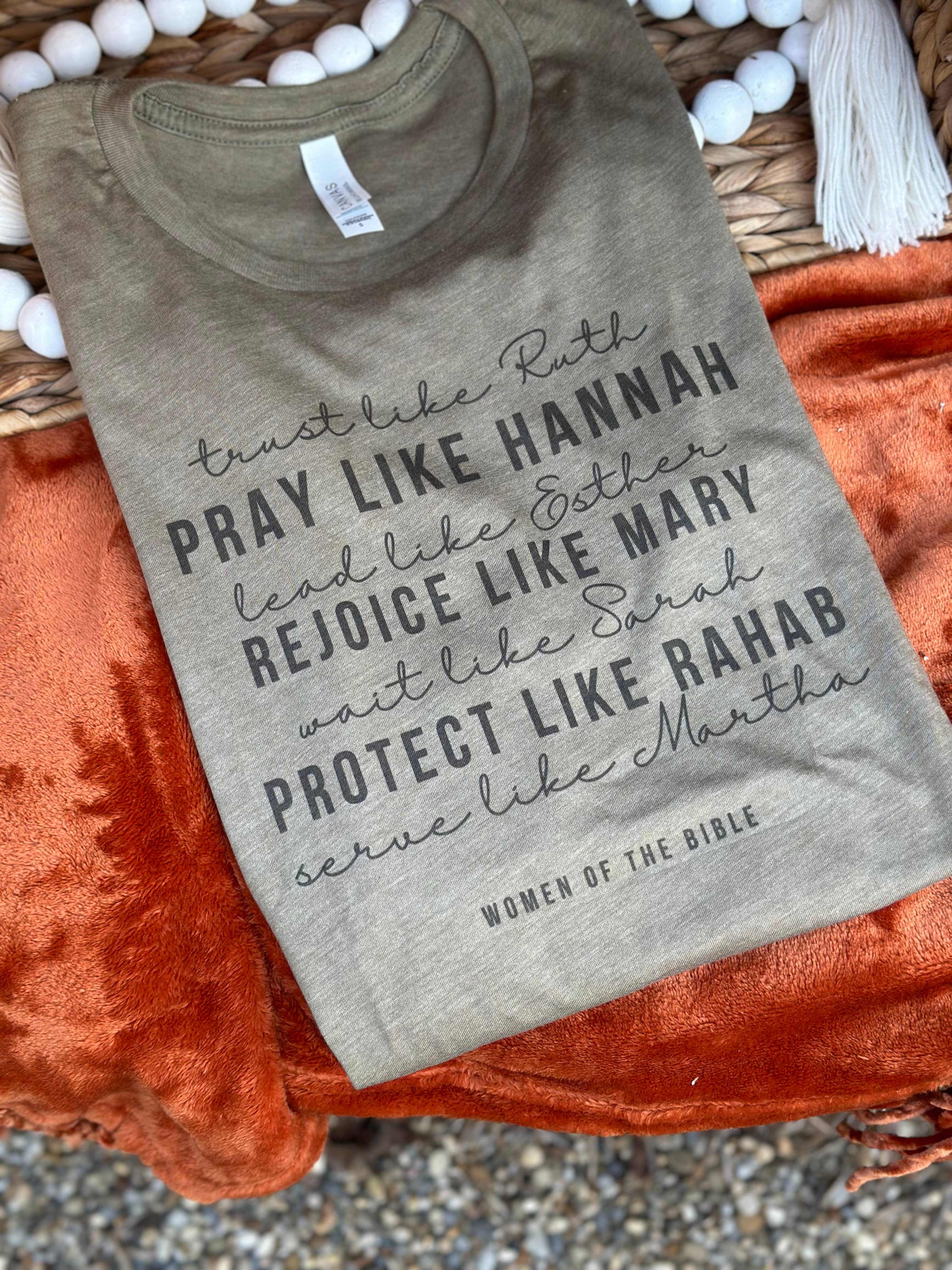 Only Grace Company – wholesale T-shirts med screentryck – Dam – Women of the Bible Army Grön Christian T-shirt 4