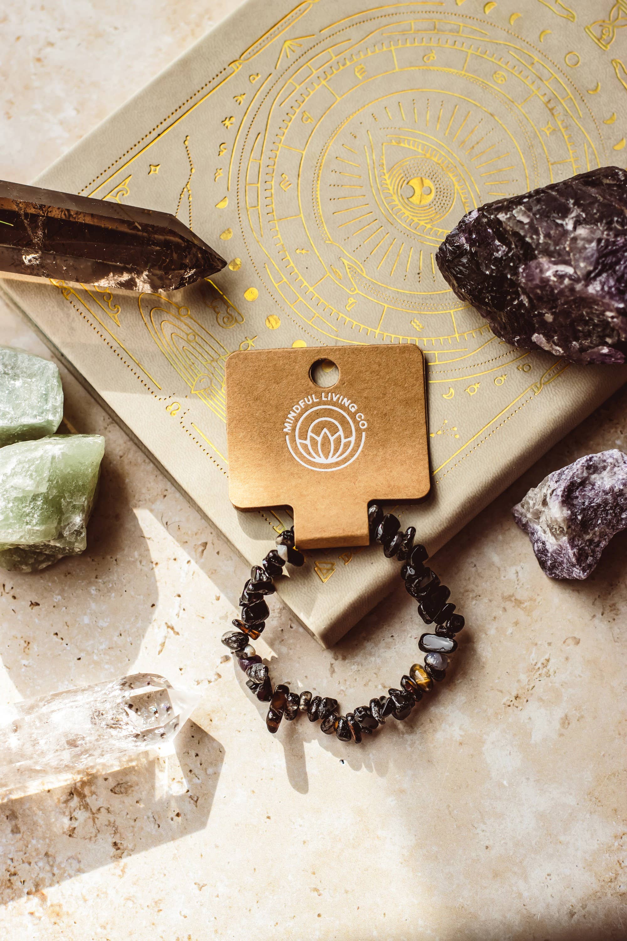 Mindful Living Co. – Großhandel Perlenarmband – Armband aus natürlichen Kristall-Edelstein-Chips | Kristallschmuck6