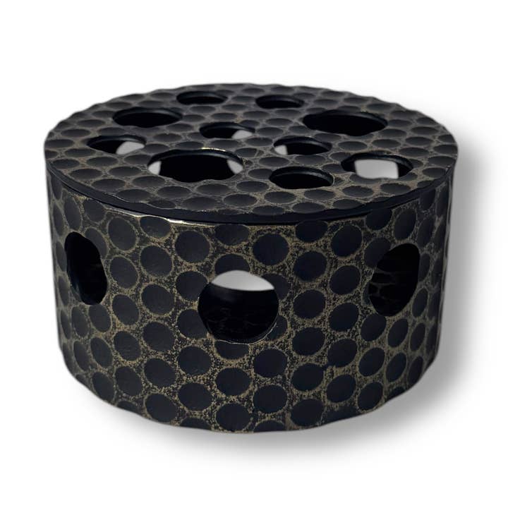 Teapot warmer cast iron, candle holder, incense stick holder for wholesale by Ja-Unendlich