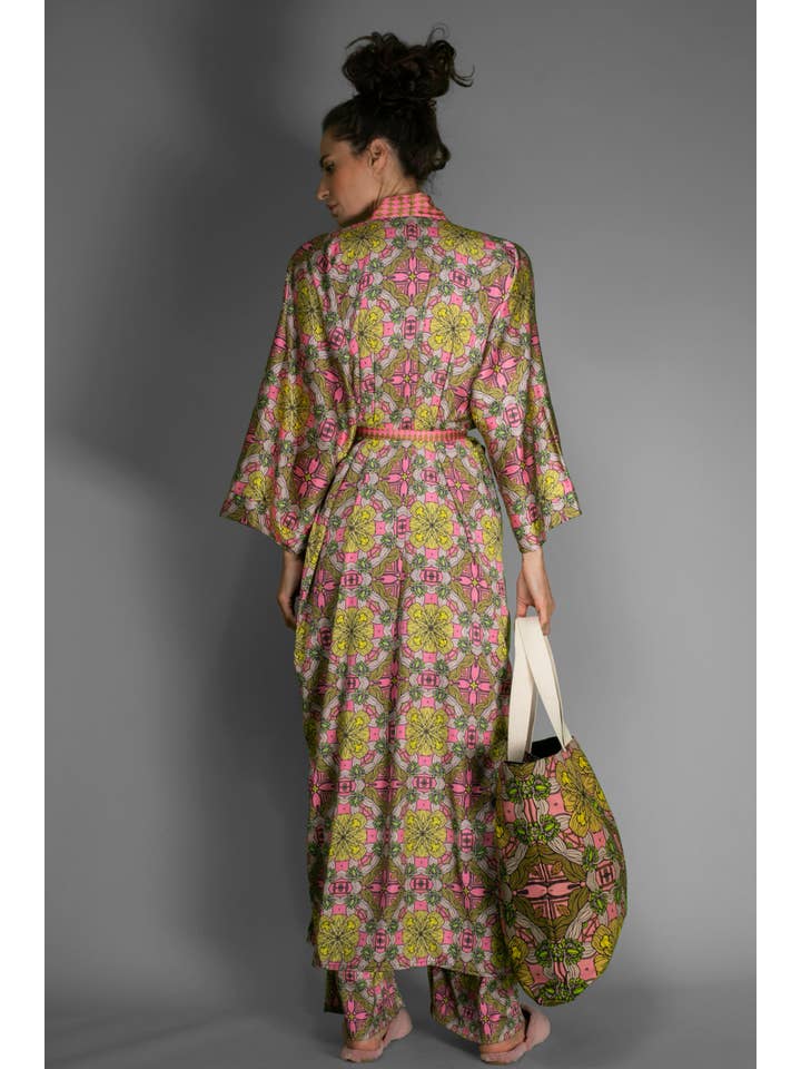 Nuvula - Wholesale Robe - Women's - Relaxed Fit Exotic Duchess Floral Satin Kimono Long Robe