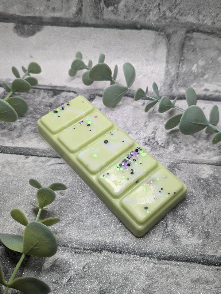 Fahrenheit for wholesale by FIRE & FIZZ BY APRIL