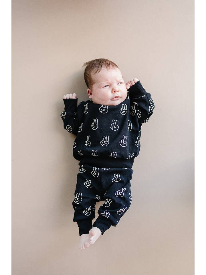 Lucky Panda Kids - Venta al por mayor Conjuntos de ropa cómoda - Niños - Conjunto Jogger | Good Vibes11