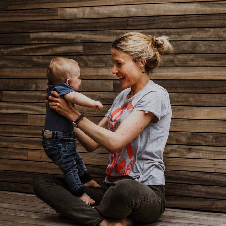 T-shirt millésimé 'Milk Away since 2021' pour la vente par Milk Away srl