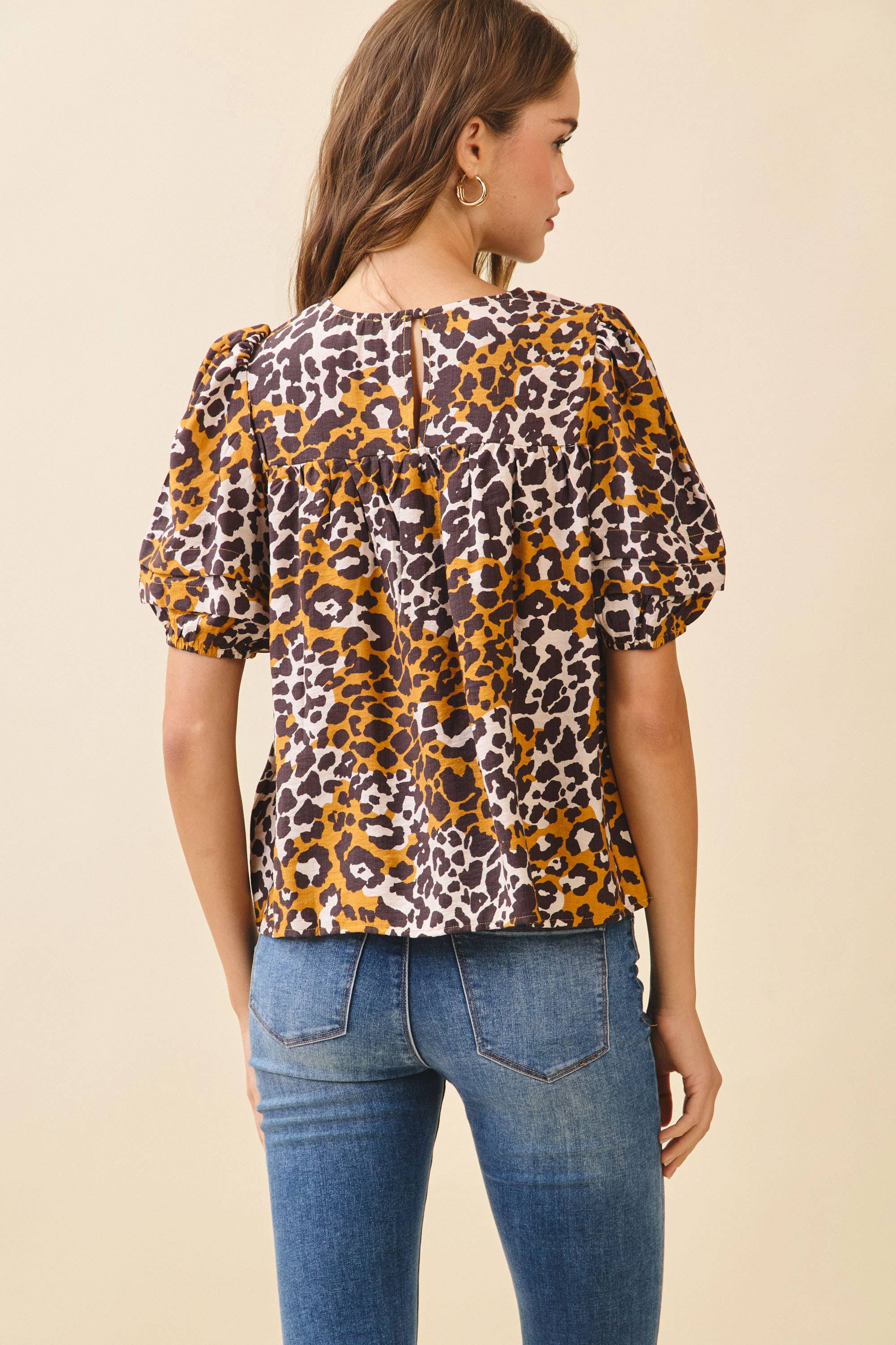 TCEC - Wholesale Blouse - Women's - CT9173-Cheetah Print Pleated Yoke Line Top3