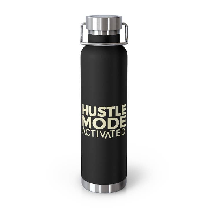 Achetez Martian Merch™ | Activé en mode Hustle | Bouteille isotherme sous vide de 22 oz | Legacy-Minded Individual™ pour la vente par Buy Martian Merch™