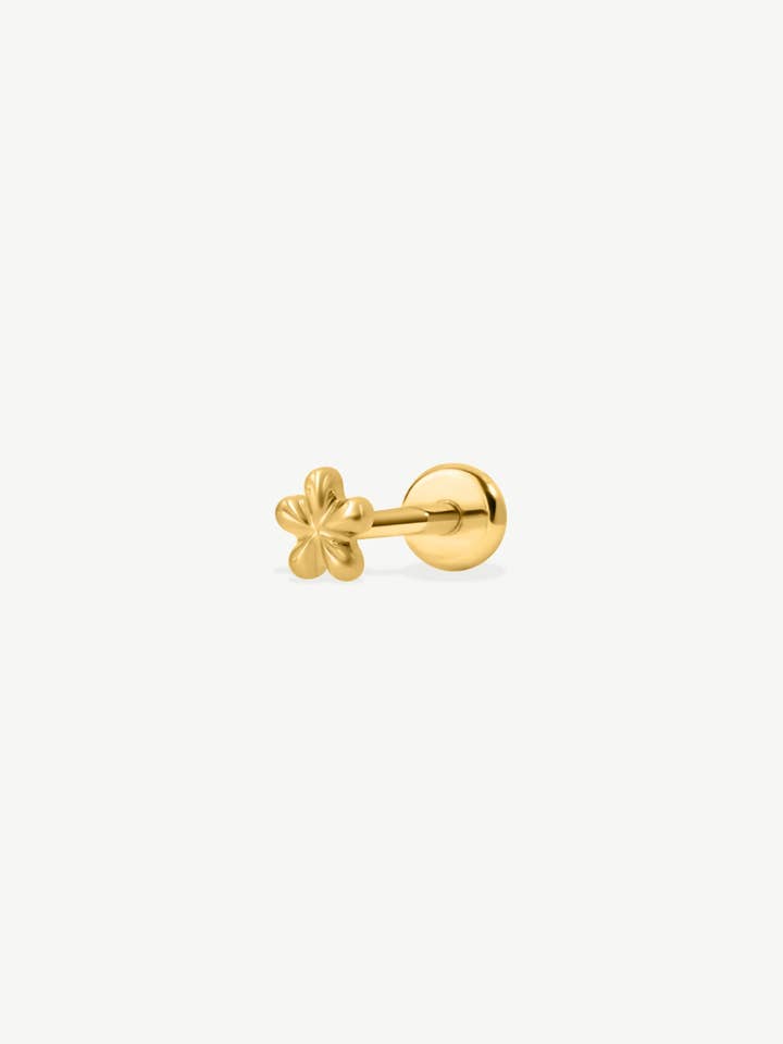 Clou d'oreille à dos plat en forme de fleur pour la vente par Shop Aiti
