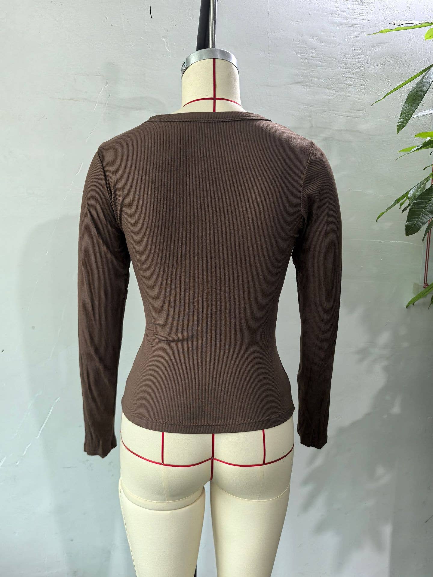 Hope & Sunshine – wholesale Stickad topp - Dam – Ribbad långärmad crop top30