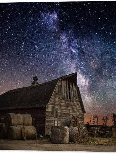 Barn IV - Canvas Print for wholesale by HomeGroen Photography