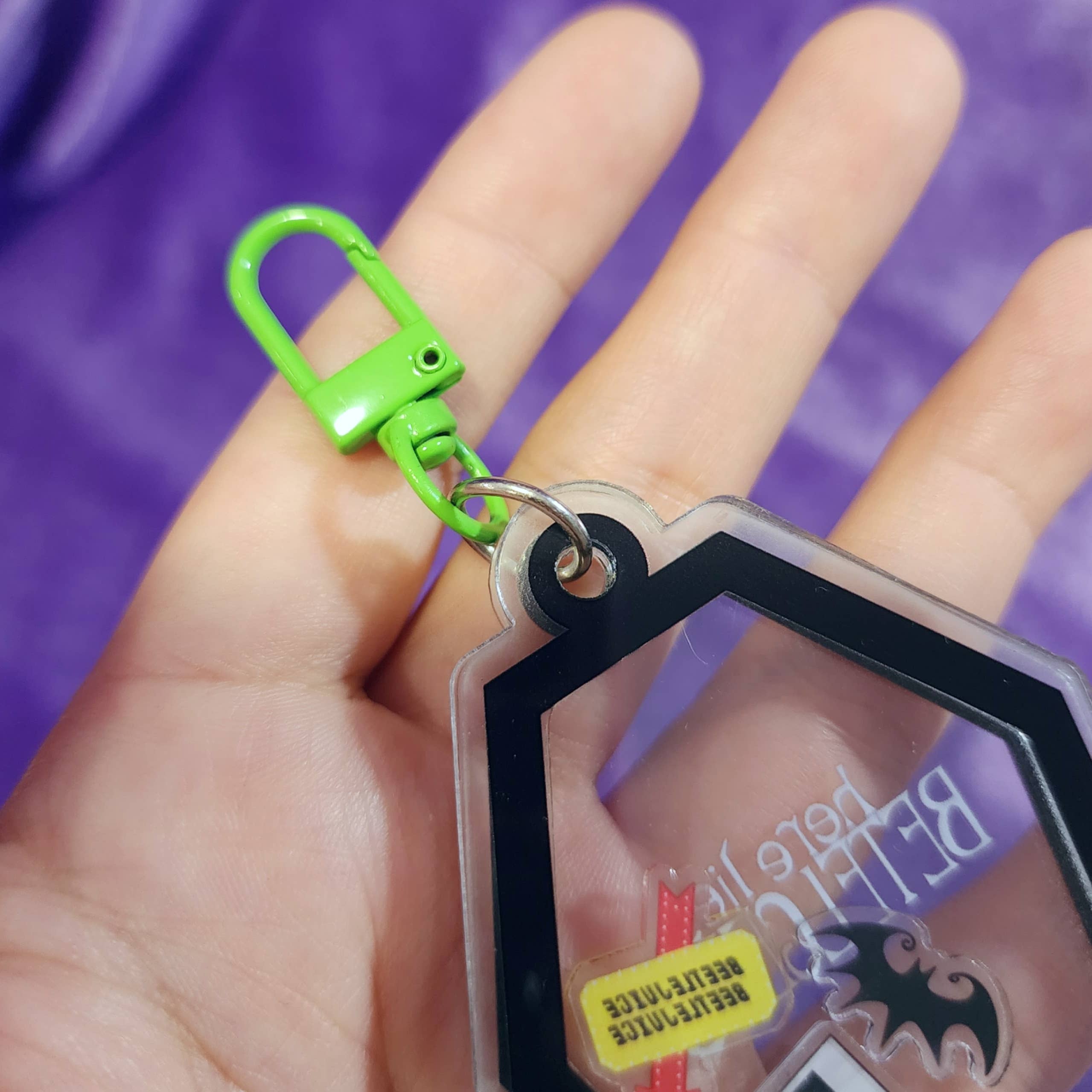 SHOPMALASTORE - Wholesale Keychain - Women's - Coffin Shaker Keychain – Acrylic 3