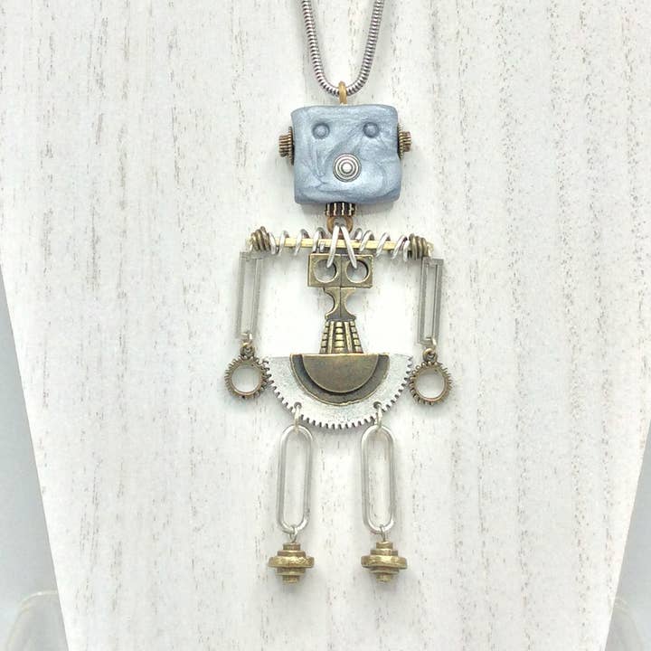 Collana con Pendente RobotNation - Rosie per la vendita all'ingrosso da parte di Alchemy Inc