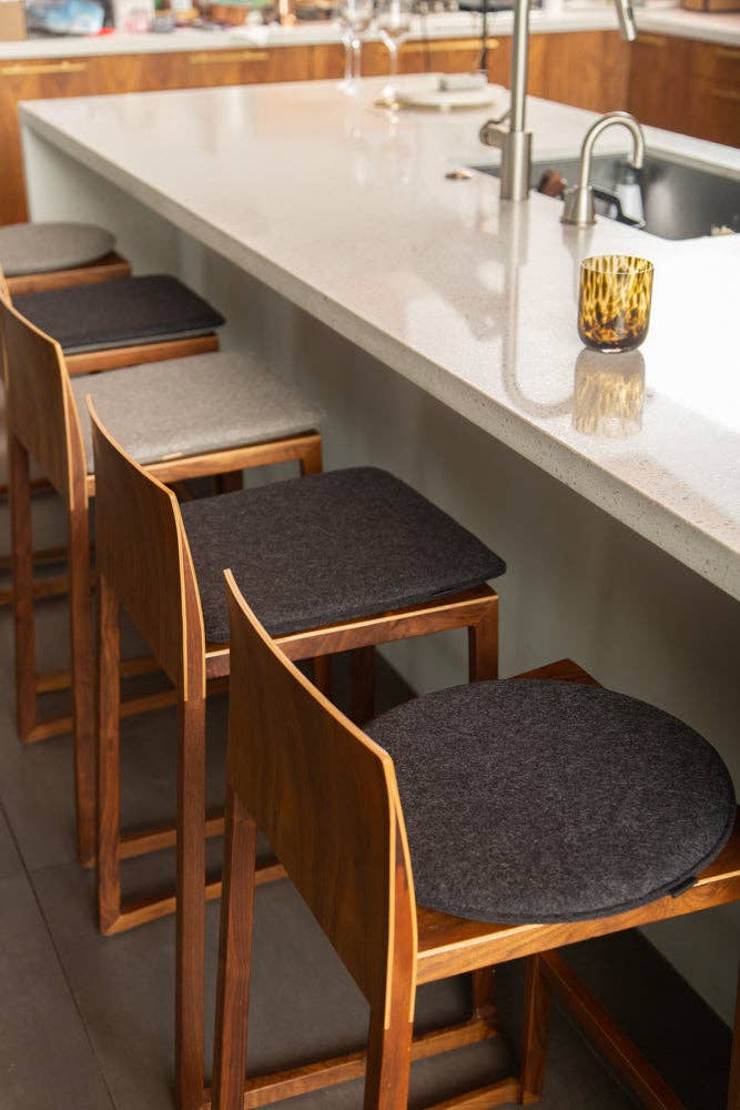 Zabuton Merino Wool Felt Round Seat Pad Charcoal for wholesale on Faire1