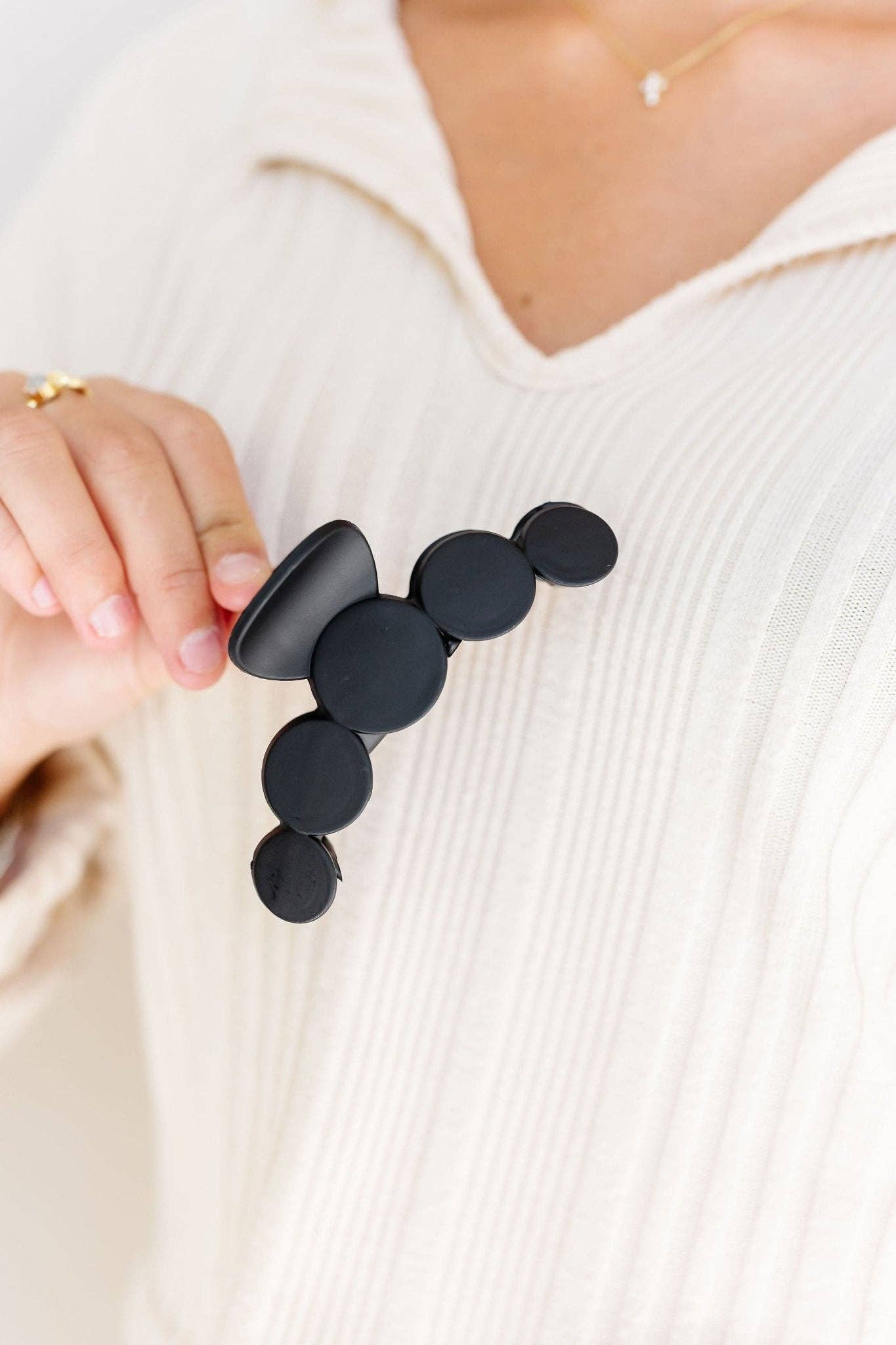 Shop Andi - Wholesale Hair Clip - Women's - Circles Claw Clip0