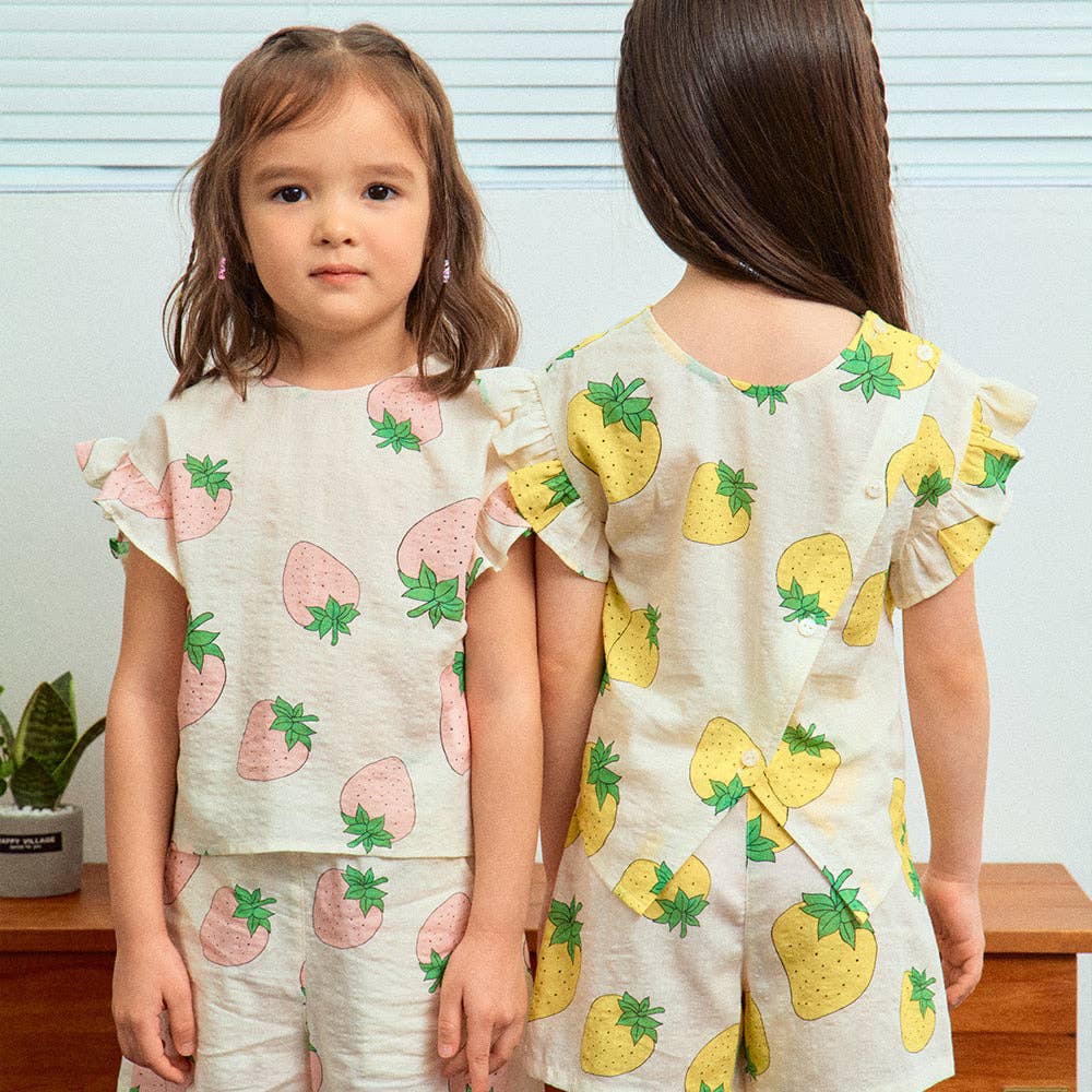 ToTo Heros - Wholesale Top & Short Set - Kids - Strawberry Graphic Print Angel Sleeve Top & Shorts Set6