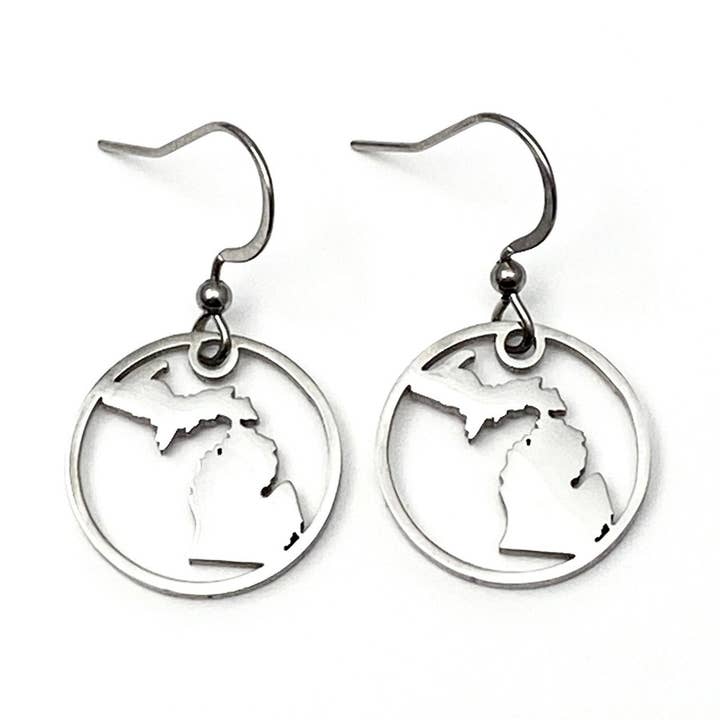 Boucles d'oreilles Michigan Circle, petites ou petites pour la vente par Be Inspired UP