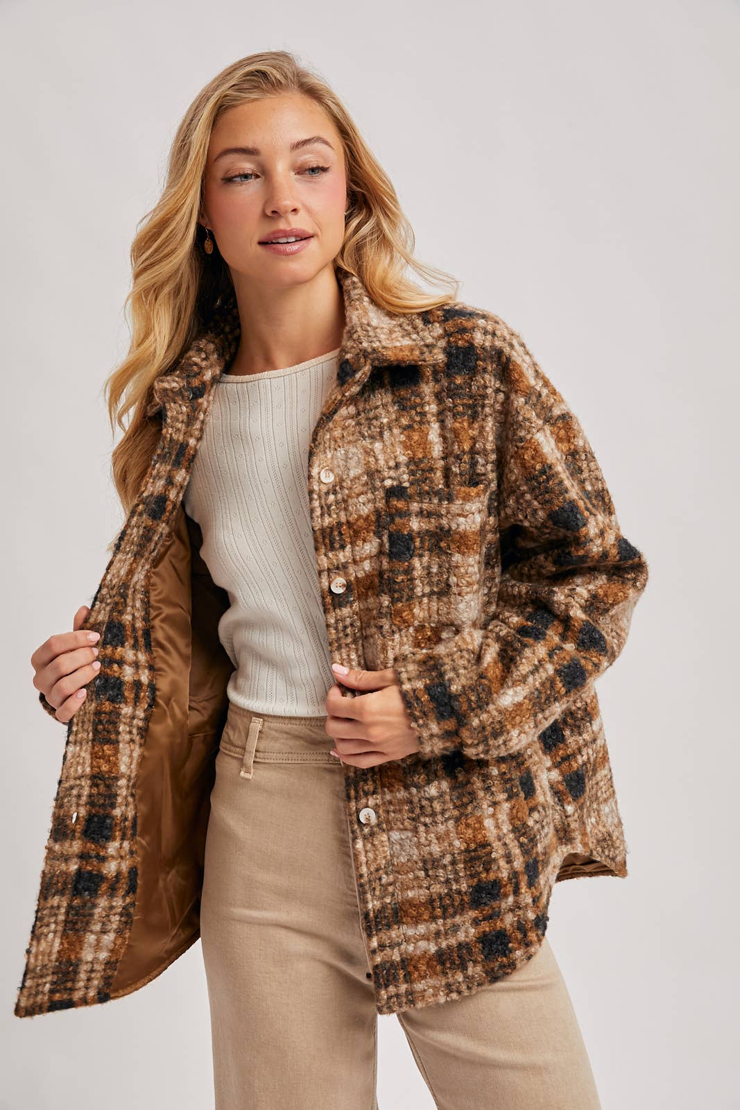 Bluivy - Wholesale Shirt Jacket/Shacket - Women's - BUTTON DOWN BOUCLE PLAID SHACKET WITH POCKETS13