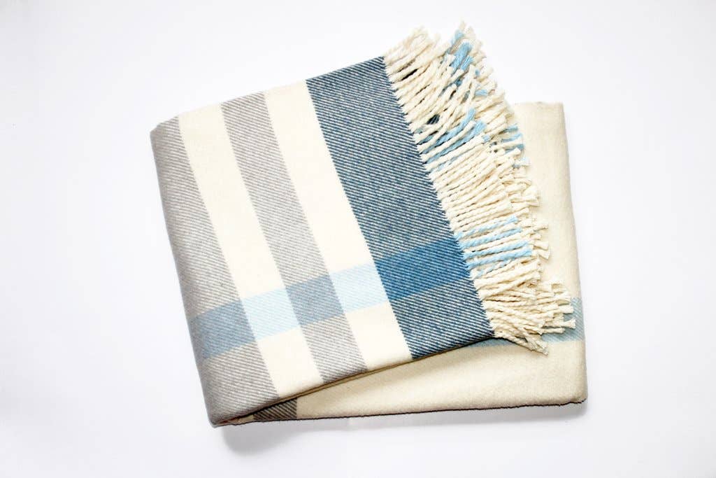 A Soft Idea - Wholesale Throw Blanket - 335 - Large Plaid3