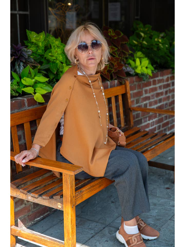 VIKOLINO - Wholesale Poncho - Women's - Merino Wool Poncho 14