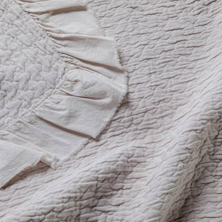 UNOCASADESIGN - Wholesale Deken - Vigo Stonewashed katoenen sprei met ruches18