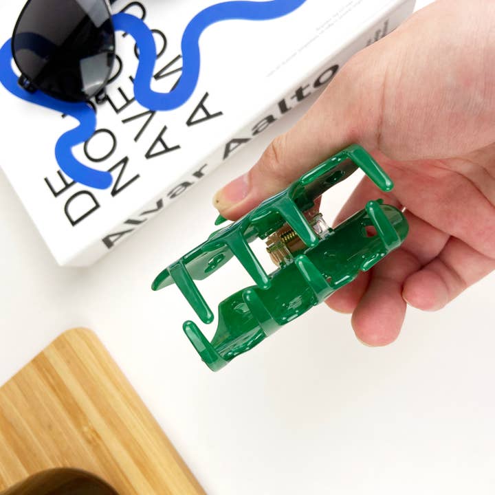 TheDivaSoap – Engroshandel Hårspænde - Dame – Acetat Monstera hårklemme med planteblade4