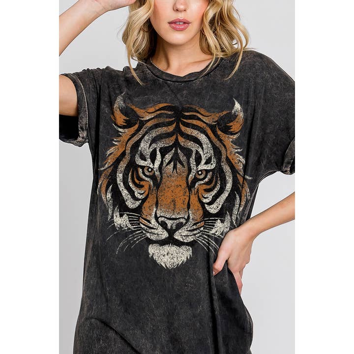 HRTandLUV – Großhandel Kleid – Damen – TIGER-KLEID MIT MINERALMUSTER UND GROSSEM GESICHT