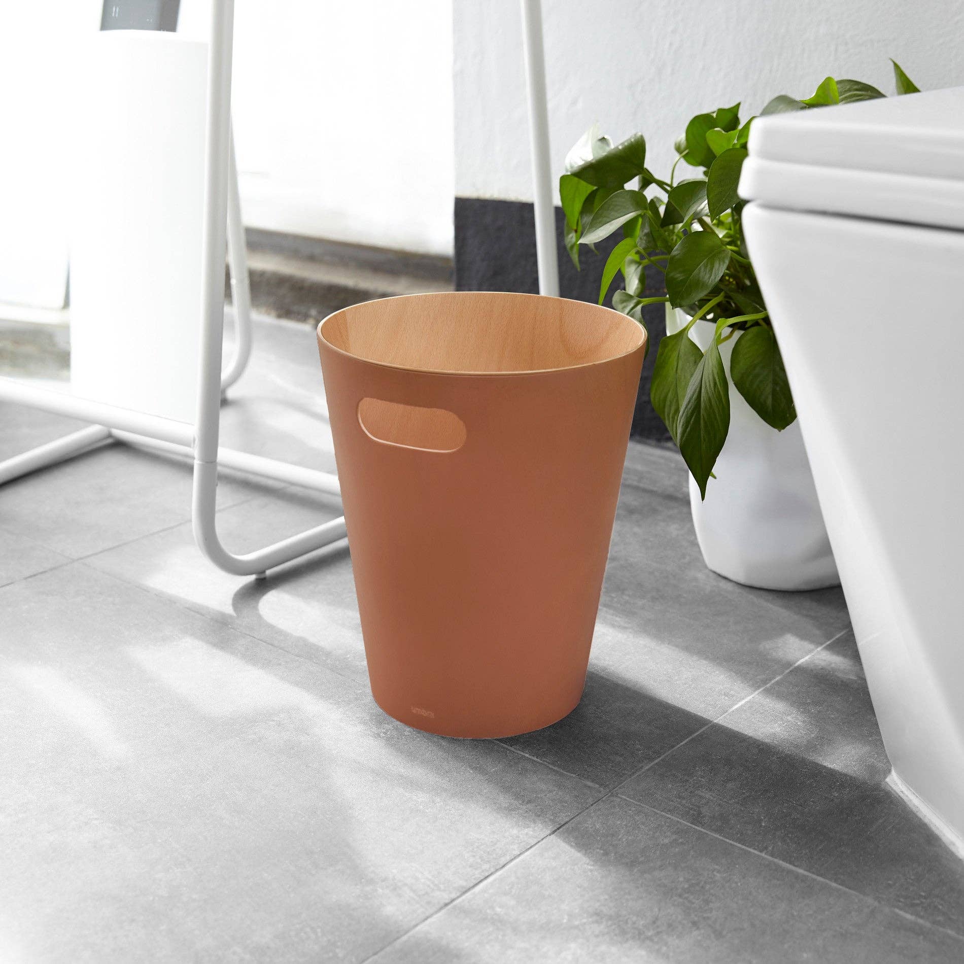Umbra (CAN) - Wholesale Trashcan/Trash Bin - Woodrow Trash Can52
