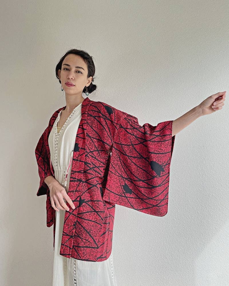 KimonoZen - Wholesale Kimono - Women's - Red and Black  Haori Kimono Jacket2
