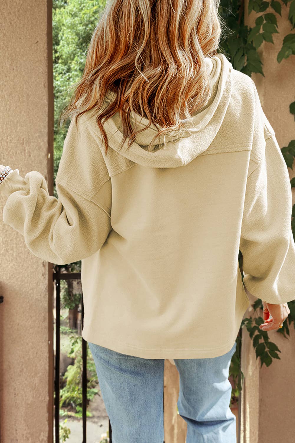 1 the Woman - Vente Veste – femme - Veste zippée à capuche avec cordon de serrage et poche - 6 couleurs3