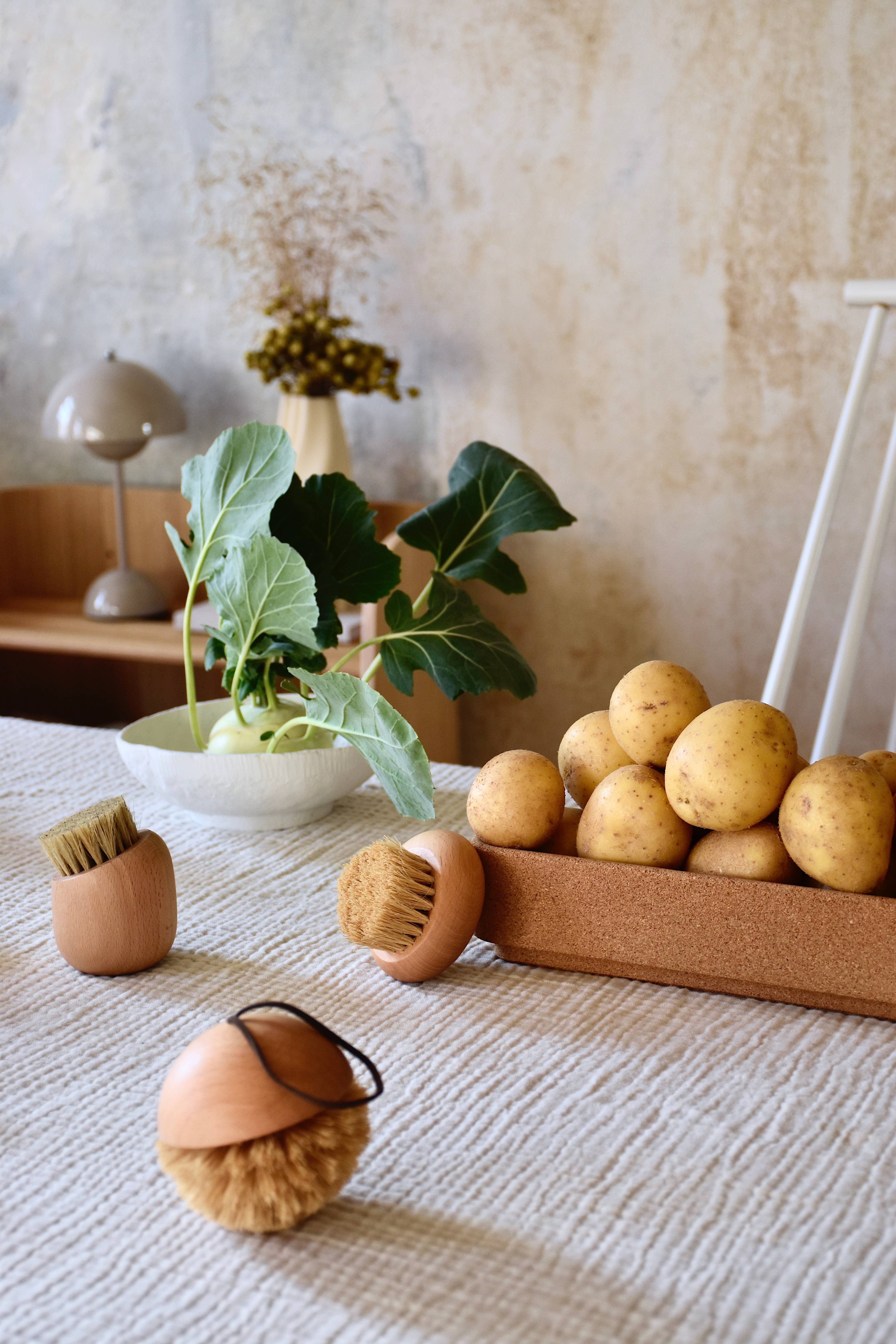 Born in Sweden AB - Wholesale Cleaning Brush - Wooden Pan Cleaning Brush4