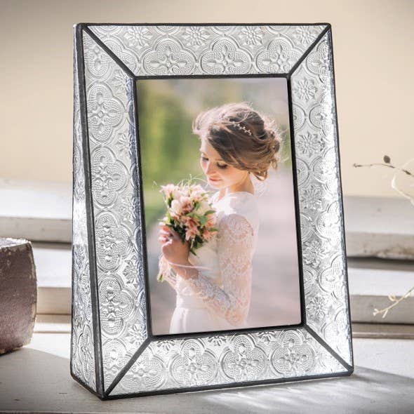Purchase Wholesale picture frames 11x14. Free Returns & Net 60 Terms on  Faire