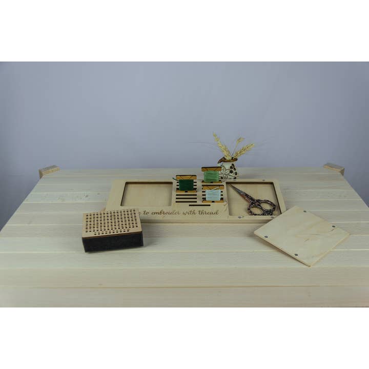 Embroidery craft - Venta al por mayor Material para bordado/punto de cruz - Soporte para bobinas/carretes con imán para agujas 15 ranuras8