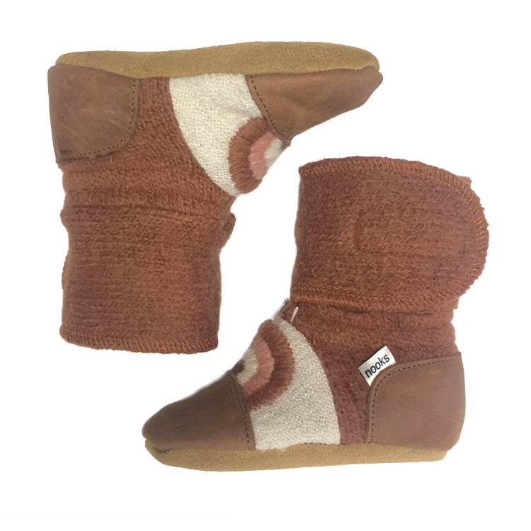 Nooks Design – Engroshandel Støvletter - Baby – Lerbroderede filtede uldstøvler1