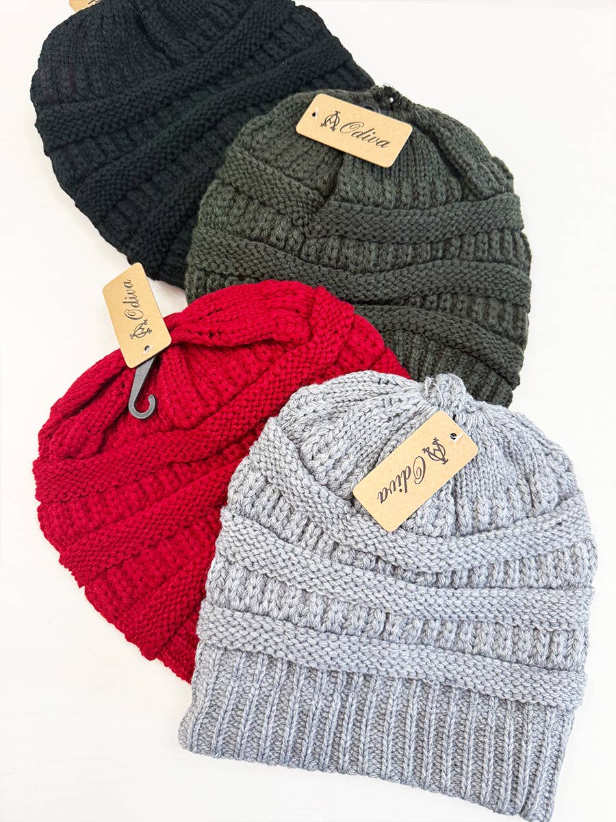 assorti Bonnets en maille côtelée pour queue de cheval en vente sur Faire2