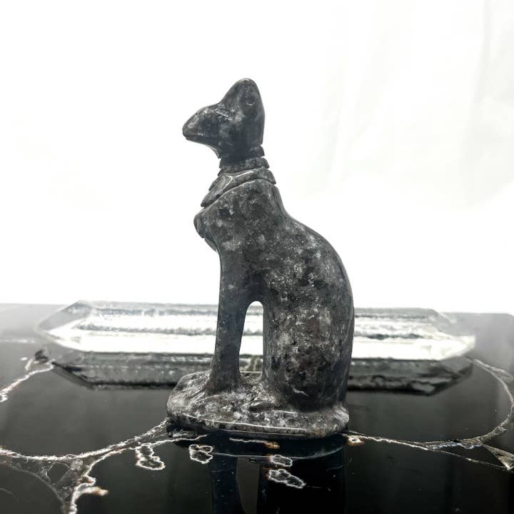 The Crystal Tabby - Wholesale Decorative Figurine - Yooperlite Egyptian Cat