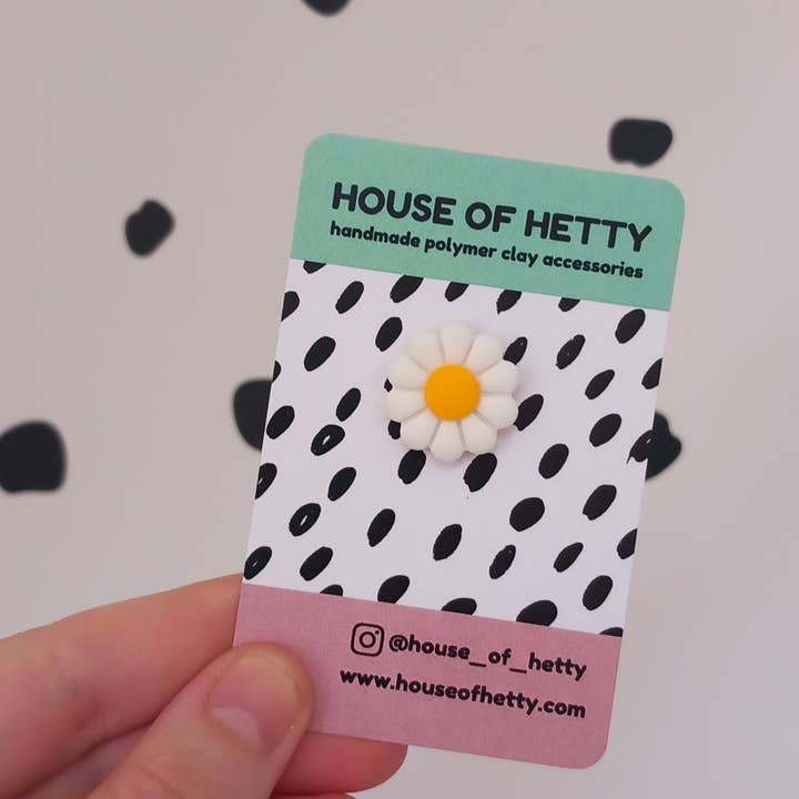 Daisy polymer clay pin badge for wholesale by House of Hetty