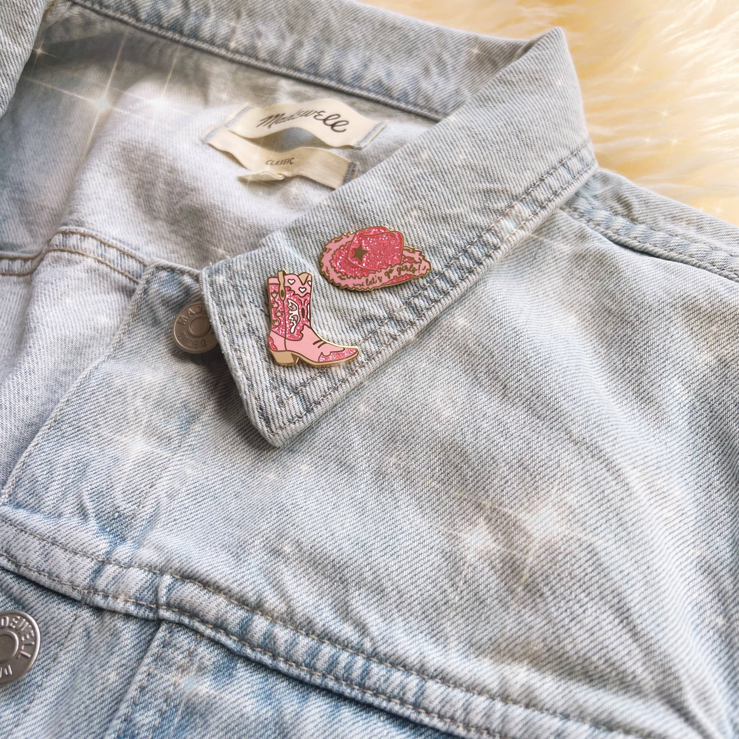 Wildflower + Co. - Wholesale Lapel Pin/Button - Cowgirl Hat Enamel Pin, Pink3