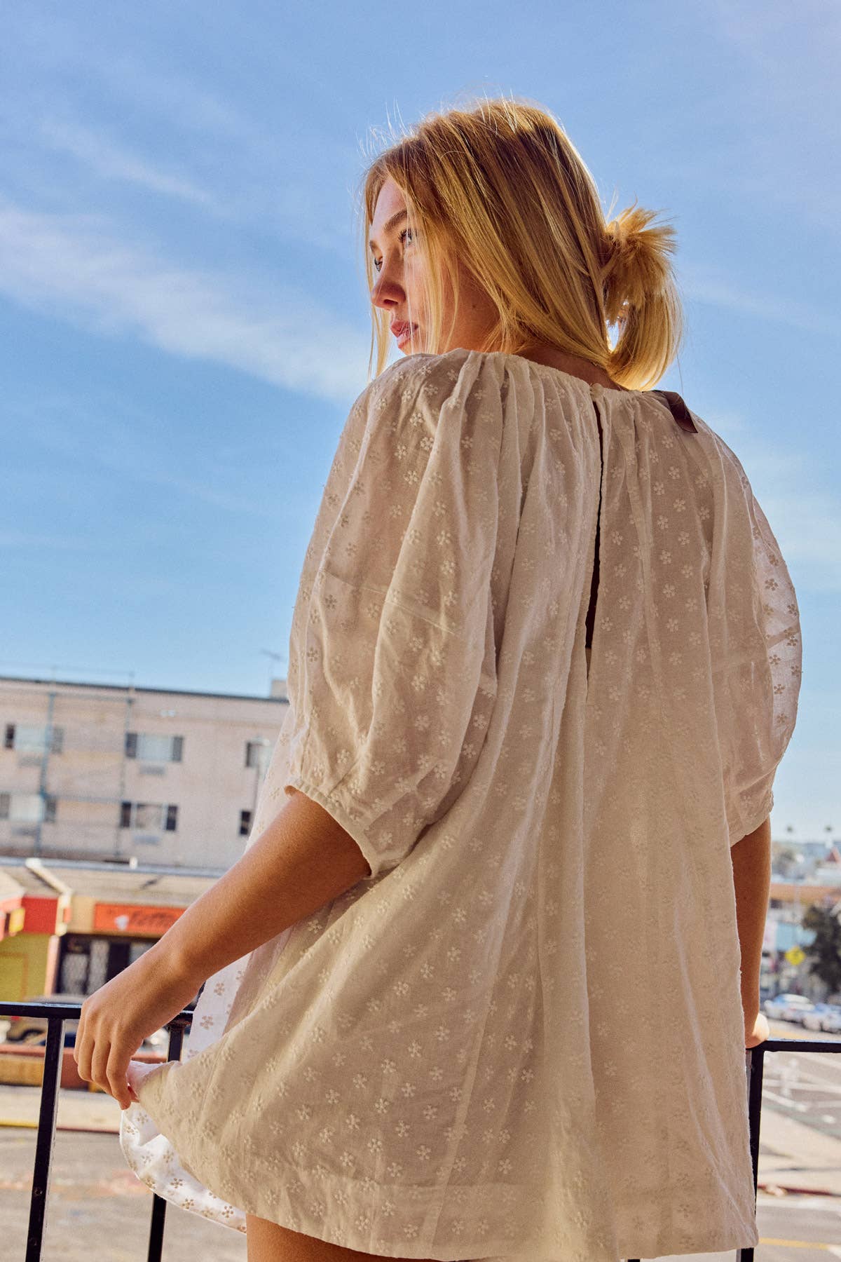 Marguerite Combinaison en dentelle de coton brodé en vente sur Faire1