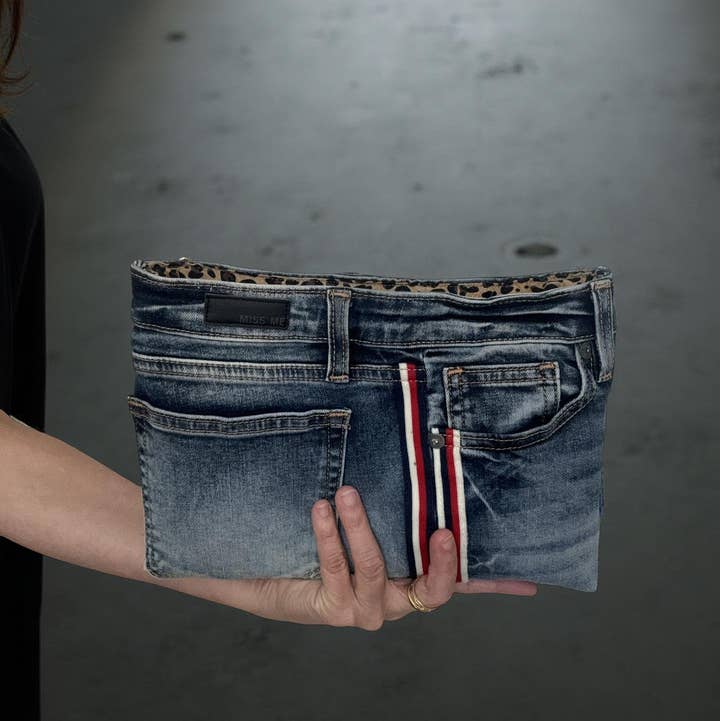 Indigo Bags - Wholesale Clutch Bag - Women's - Miss Me Upcycled Denim Clutch w/ stripes – cheetah1