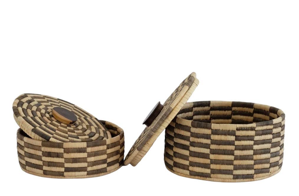 The African Home Goods - Venta al por mayor Cestas - Cesta clásica de almacenamiento cilíndrica tejida con tapa: cestas Sunga con tapa, color marrón8