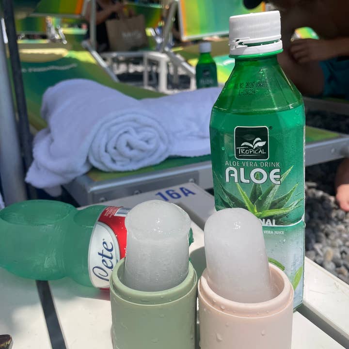 Beige Cryo Facial Ice Pop – Everyday Luxury Skincare Tool for wholesale on Faire17