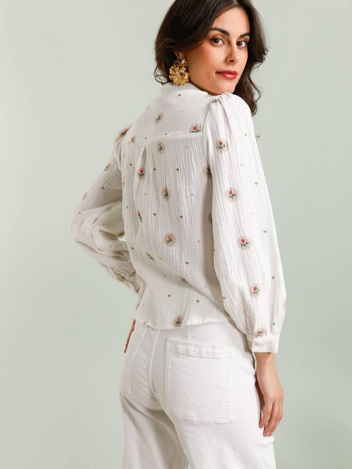 MOOYA - Wholesale Button Down Shirt - Women's - Bohemian cotton gauze floral shirt SJ0015