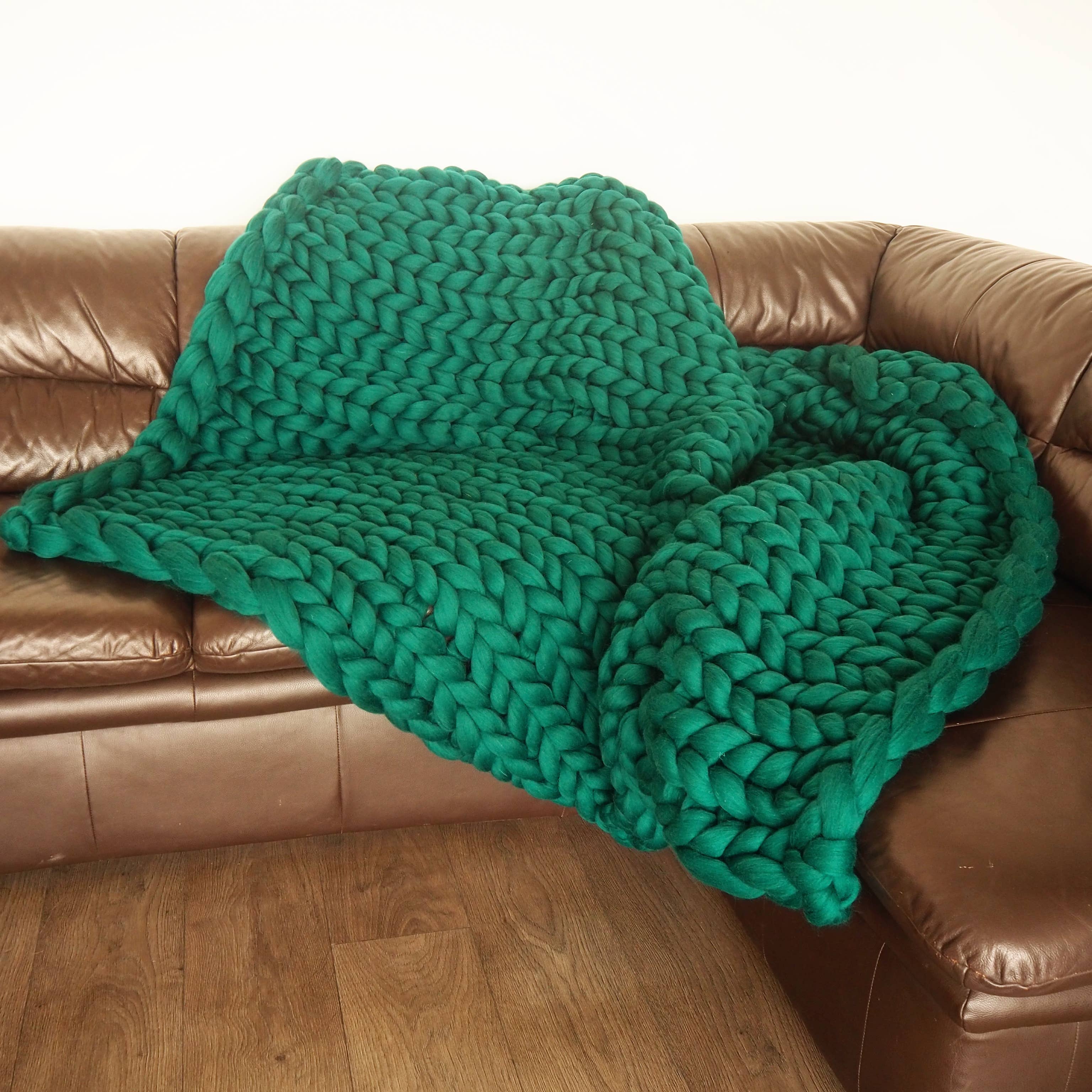 Chunky Wool Studio - Wholesale Throw Blanket - Handmade Throw Blankets 100% Merino Wool21