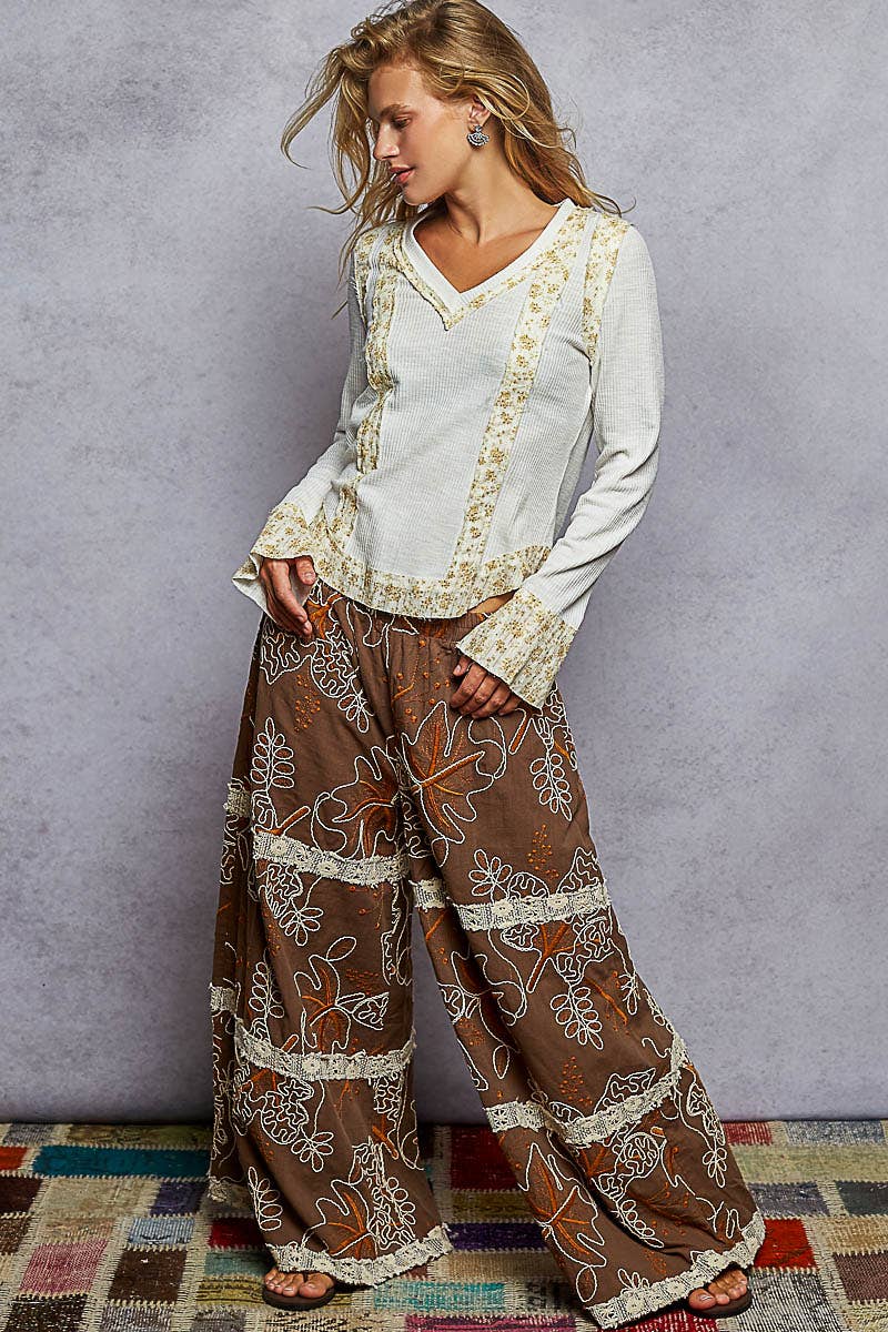 Pol Clothing - Wholesale Pants - Women's - Crochet lace patch embroidered woven floral pattern pants3