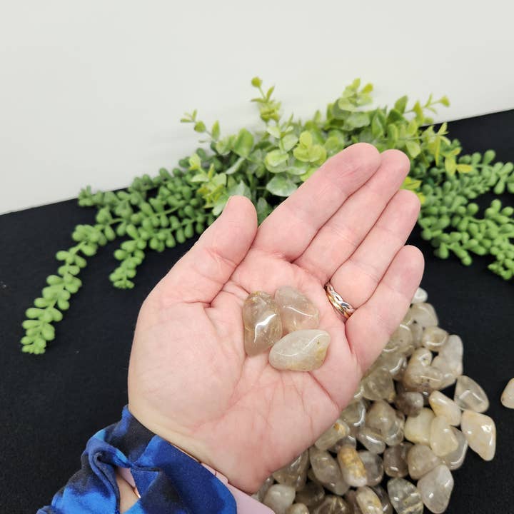 Meraki Gemstones - Wholesale Spiritual Stone/Crystal - Golden Rutilated Quartz (0.5kg/1.1lbs) Tumbled 20-25mm3