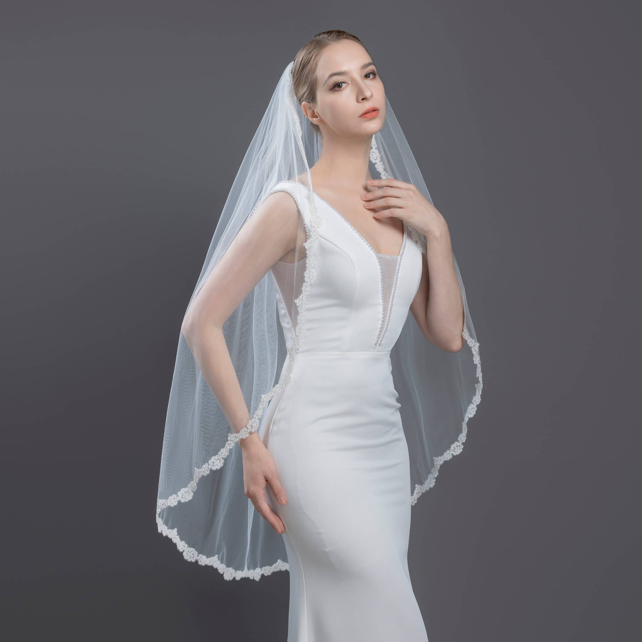 Farinosa Bridal - Wholesale Veil - Women's - FS6299 Floral Vine Embroidered Lace Bridal Veil 42"0