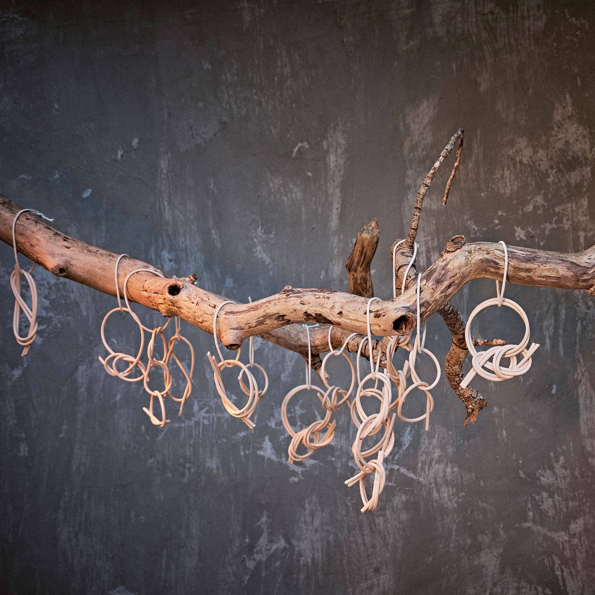 Katie Gong – Ornamento por atacado – Ornamento Único Nó Duplo Figura 82