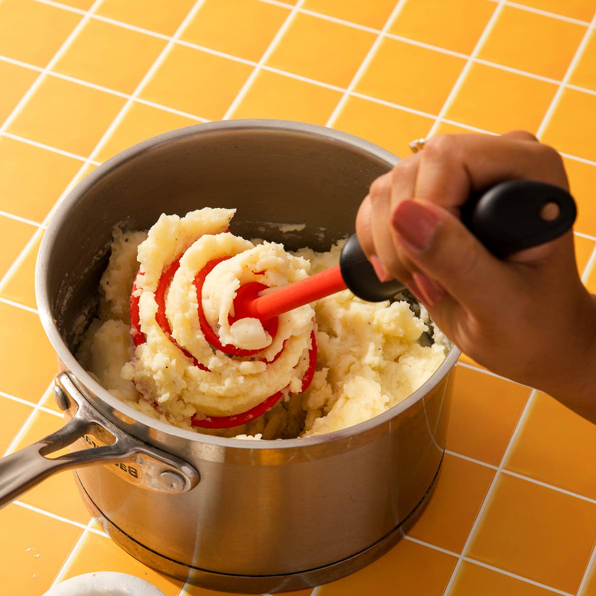 Dreamfarm - Wholesale Kitchen Tool/Gadget - Smood Lite - Smooth Mash in Seconds3