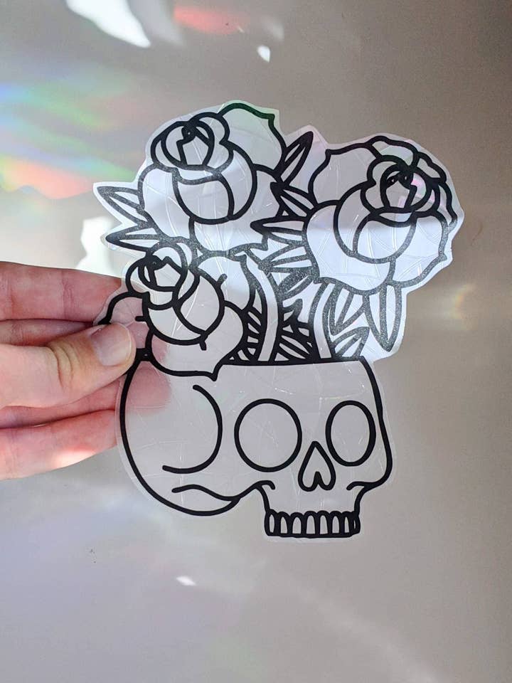 Gotisk Solfanger | Kranie Vinduesklistermærke | Uhyggelig Dekoration for engroshandel hos Prismatic Kitty